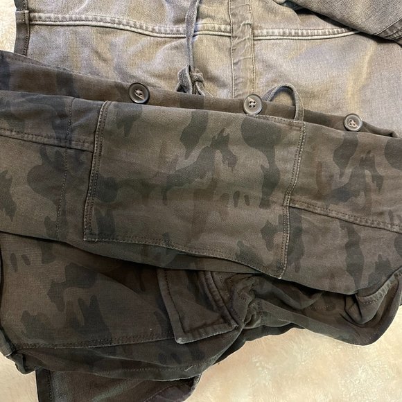 James Perse Distressed Camo Jacket XL - Picture 7 of 10
